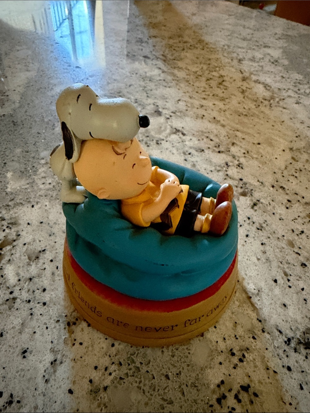 2017 Hallmark Peanuts Charlie Brown & Snoopy Figurine on Teal Cushion Figurine